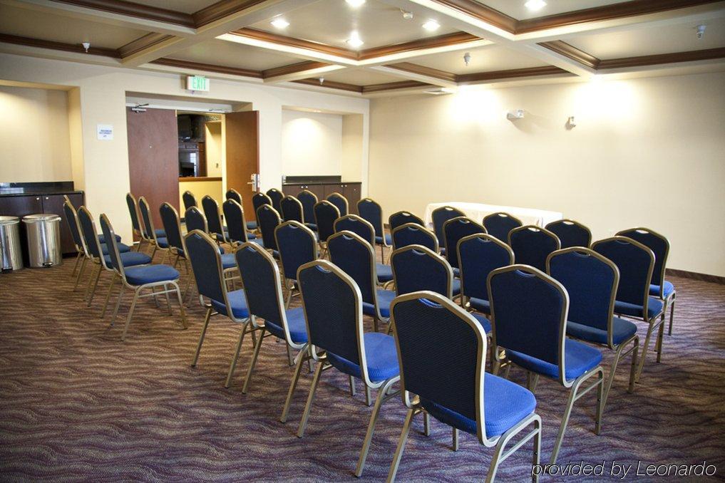 Holiday Inn Express San Pablo - Richmond Area By Ihg Бизнес снимка